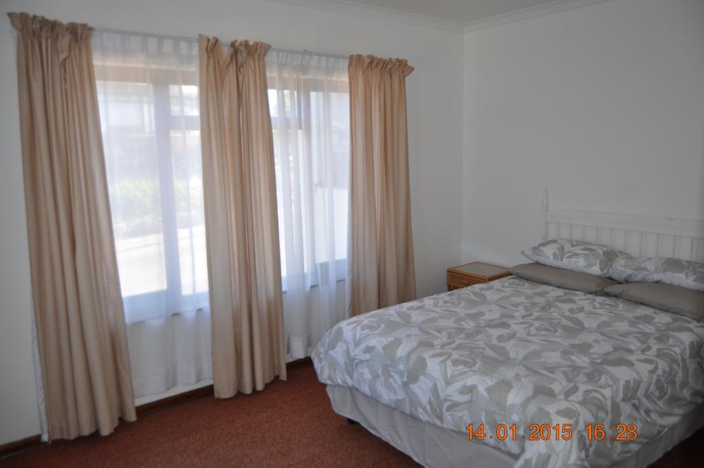 Backpacker Apartments 플레튼버그 베이 객실 사진