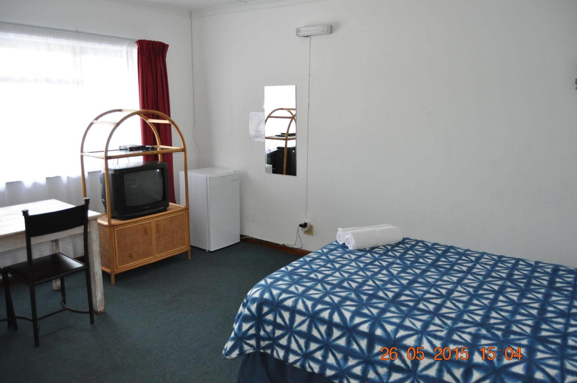 Backpacker Apartments 플레튼버그 베이 외부 사진